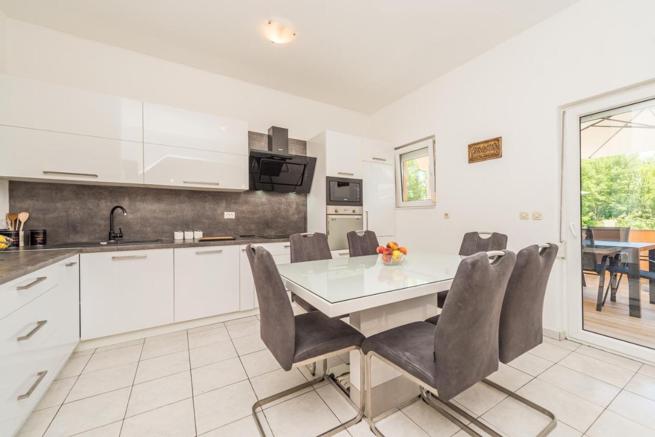 Nelly Apartments Privlaka  Exteriér fotografie